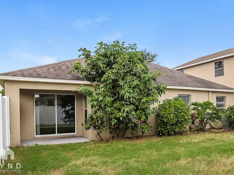 12526 Cricklewood Dr — Photo 14