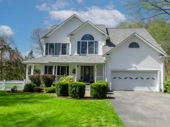 4 Sherwood Trace, Ledyard, CT 06335
