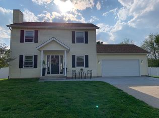 2709 Ridgeway St, Effingham, IL 62401