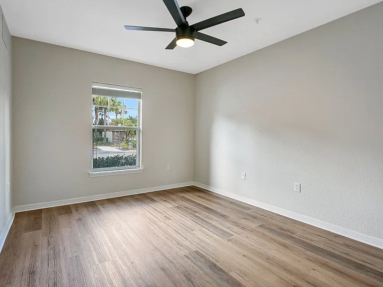 3656 N Goldenrod Rd — Photo 29