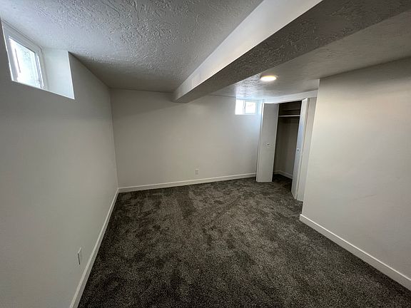 4th image of 2920 E 3215 S