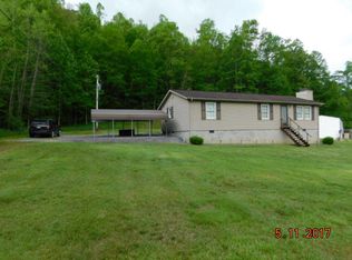 126 Indian Village Rd, Fanrock, WV 24834