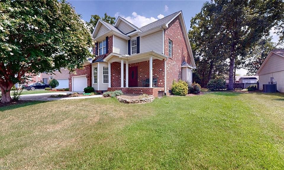 1st image of 4026 Banoak St