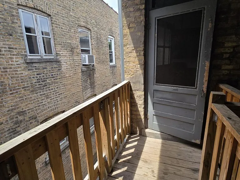 1924 W Morse Ave #3N — Photo 7
