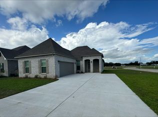 100 Oriole St, Houma, LA 70364
