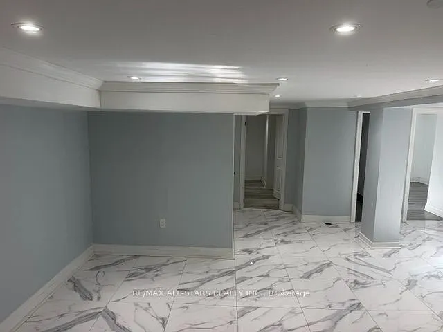 2 bed, $1,600 — Photo 4