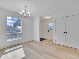 4712 49th St, Calmar, AB T0C 0V0