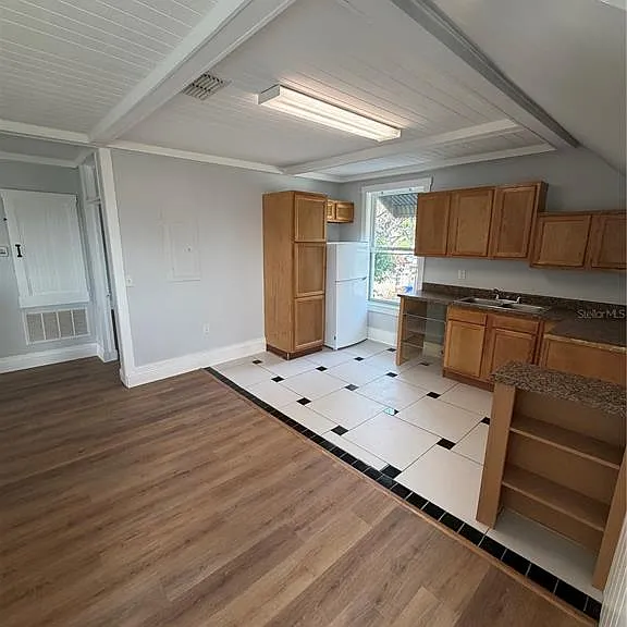 118 N Beaumont Ave — Photo 18