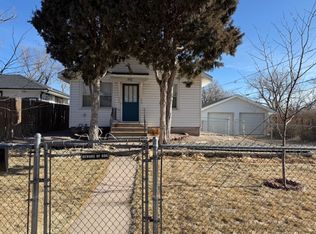 915 Maxwell Ave, Cheyenne, WY 82007
