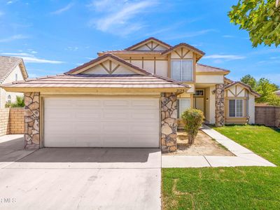 2125 E Oldfield St, Lancaster, CA, 93535