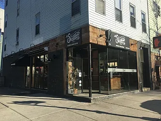 208 Franklin Street in Greenpoint