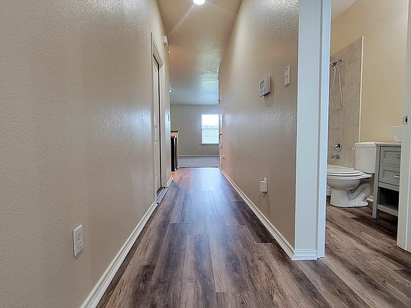 3rd image of 148 Westminster Dr