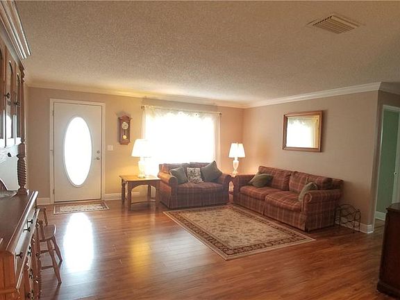 4th image of 9120 39th Way N