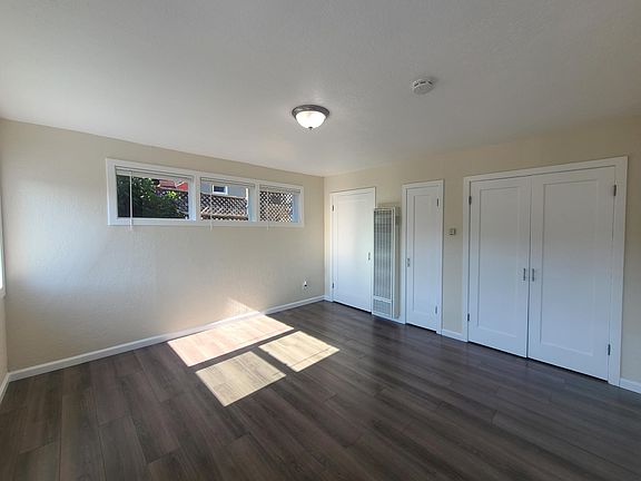 4th image of 221 Escobar St