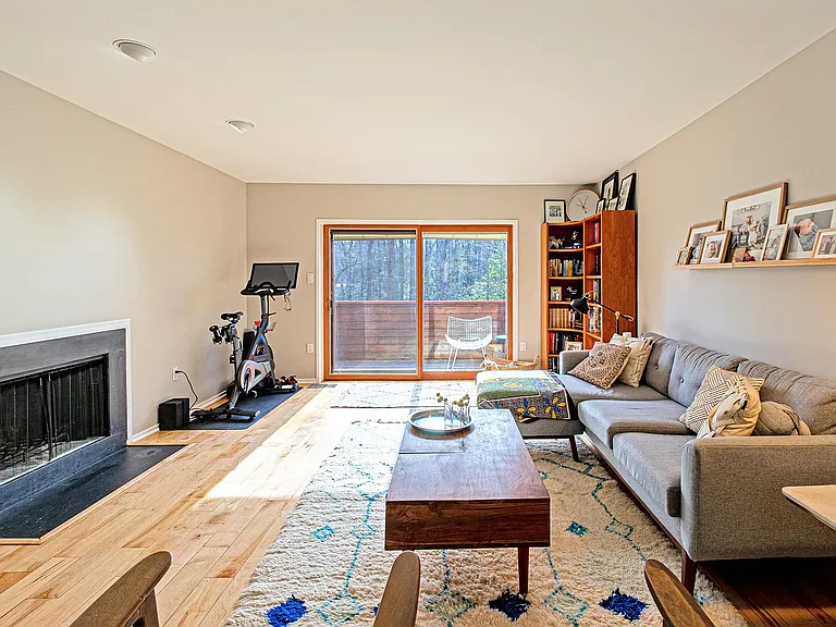 11502 Sunder Ct — Photo 5