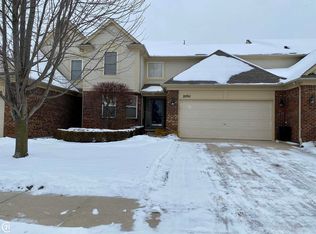 20911 Rockhill Dr, Macomb, MI 48044