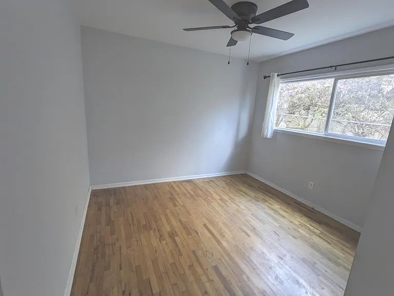 1326 Edgecliffe Dr #1 — Photo 7