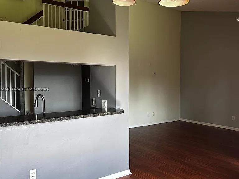 979 Coral Club Dr #979 — Photo 2