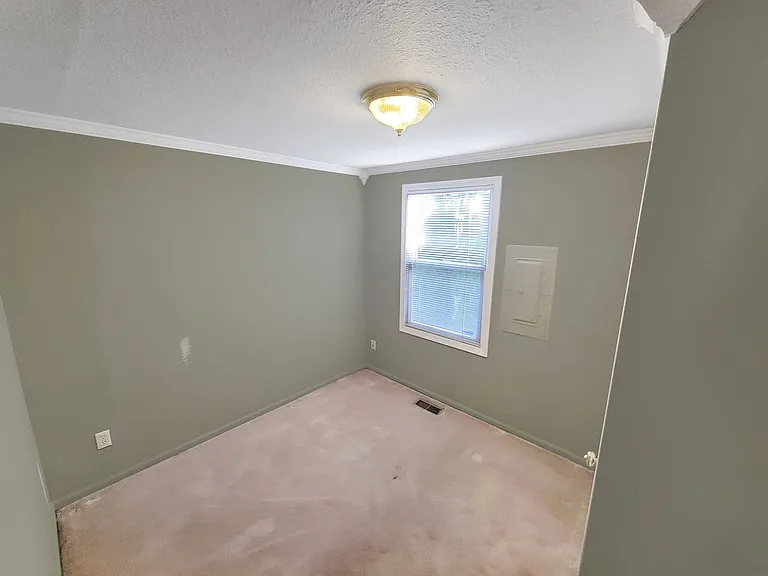 1208 Juniper St — Photo 9
