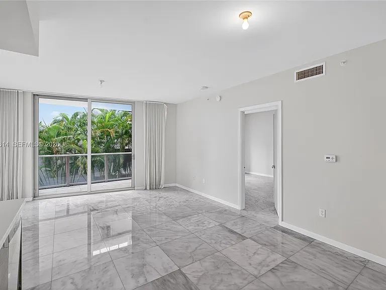 1010 SW 2nd Ave #603 — Photo 7