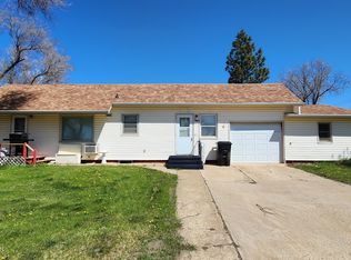 300 4th Ave N, Hettinger, ND 58639