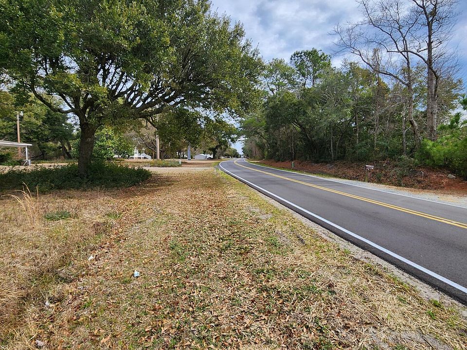 2nd image of 372 Bogue Loop Road