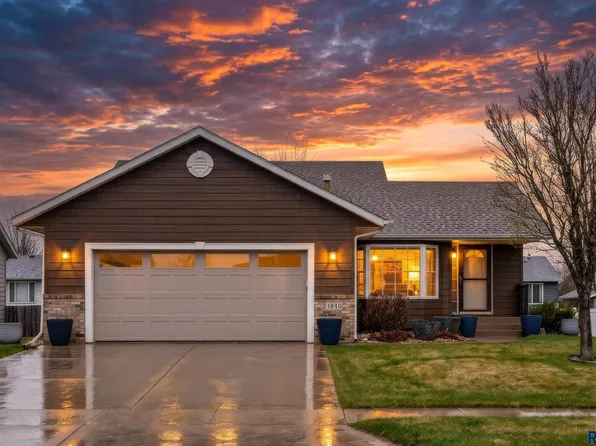 4840 S Samantha Dr, Sioux Falls, SD 57106
