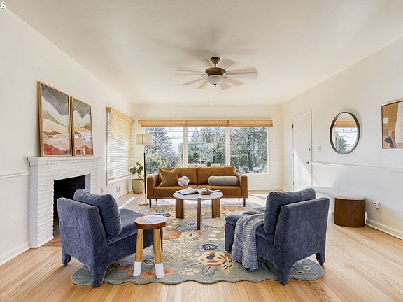 4th image of 12525 SE Ridgecrest Rd