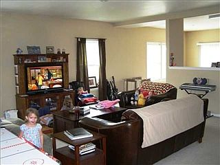 4th image of 602 Flint Blvd