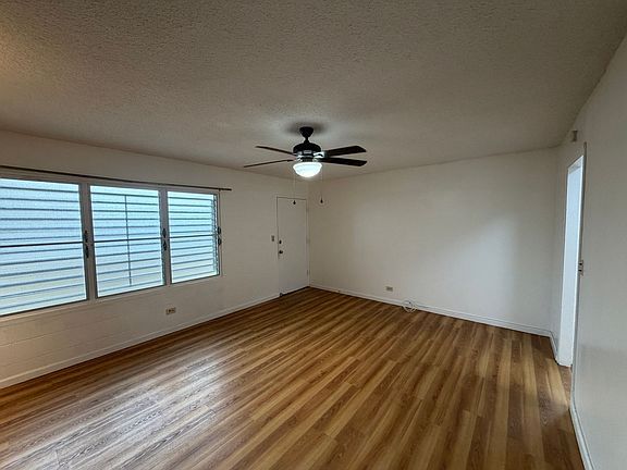 3rd image of 830 Birch St #1245