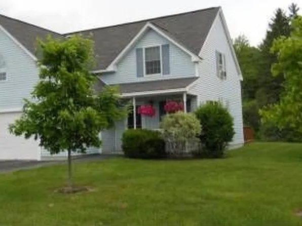 22 Joseph Dr, Gorham, ME 04038