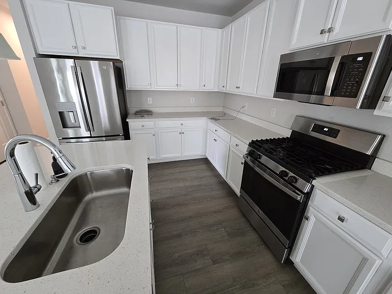 1609 Whistling Rd #1 — Photo 6