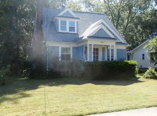 4809 Maple St, Willoughby, OH 44094