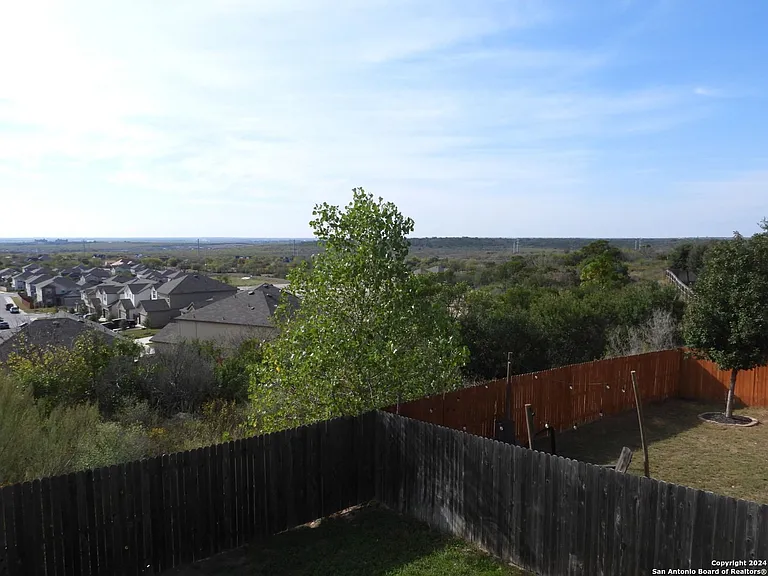 12006 Old Onyx — Photo 32
