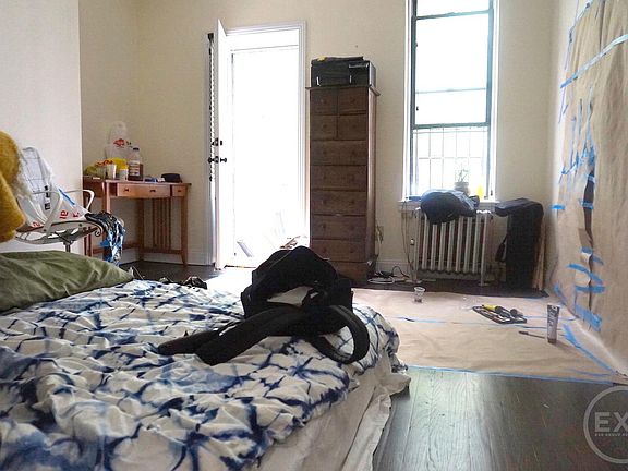 4th image of 341 S 4th St APT 1L