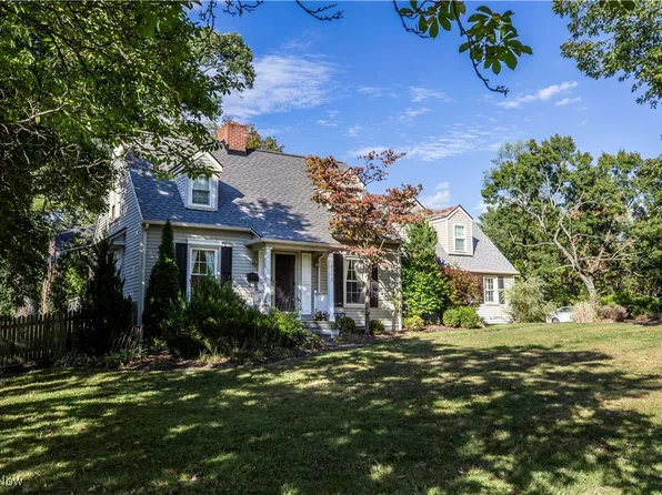 2113 Stabler Rd, Akron, OH 44313