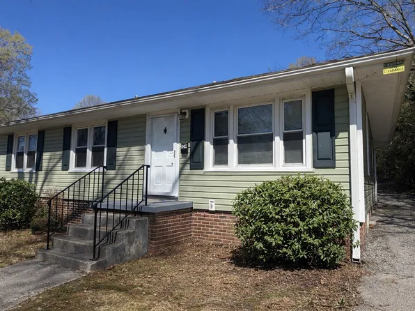 309-311 W. Pine St, 309-311 W Pine St #17A065054, Graham, NC 27253