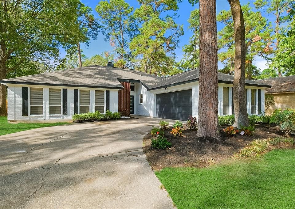 1st image of 29 Brushwood Court