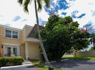 2200 NE 7th St, Hallandale Beach, FL 33009