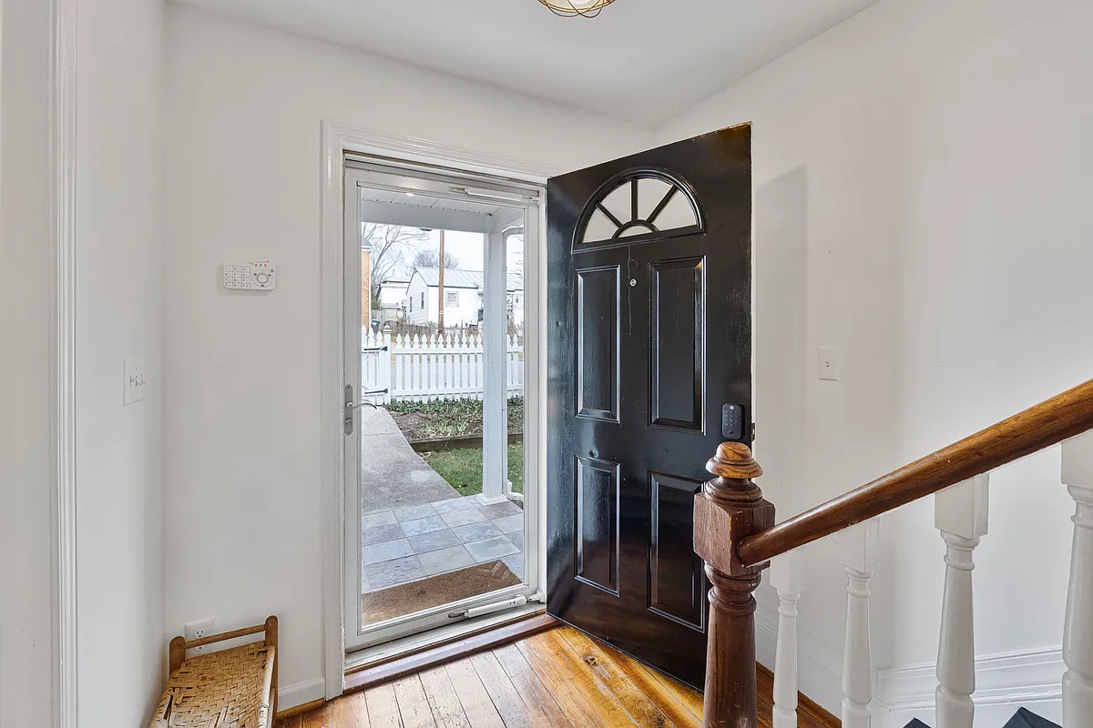Building Photo - 708 Bolling Ave
