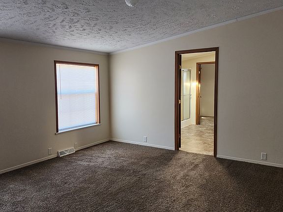 3rd image of 82 Deerfield Pines Dr