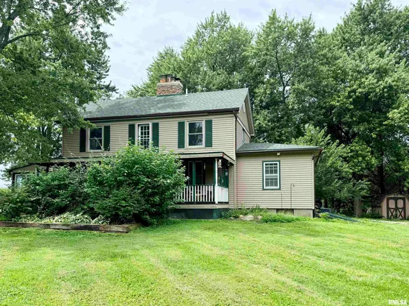 383 State Route 40, Edelstein, IL 61526