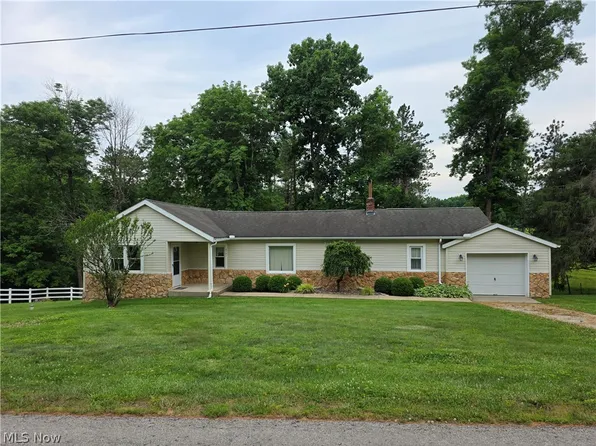 5731 Sharps Ridge Rd, McConnelsville, OH 43756