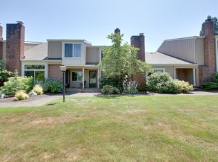1950 Bonniebrae Dr, Lake Oswego, OR