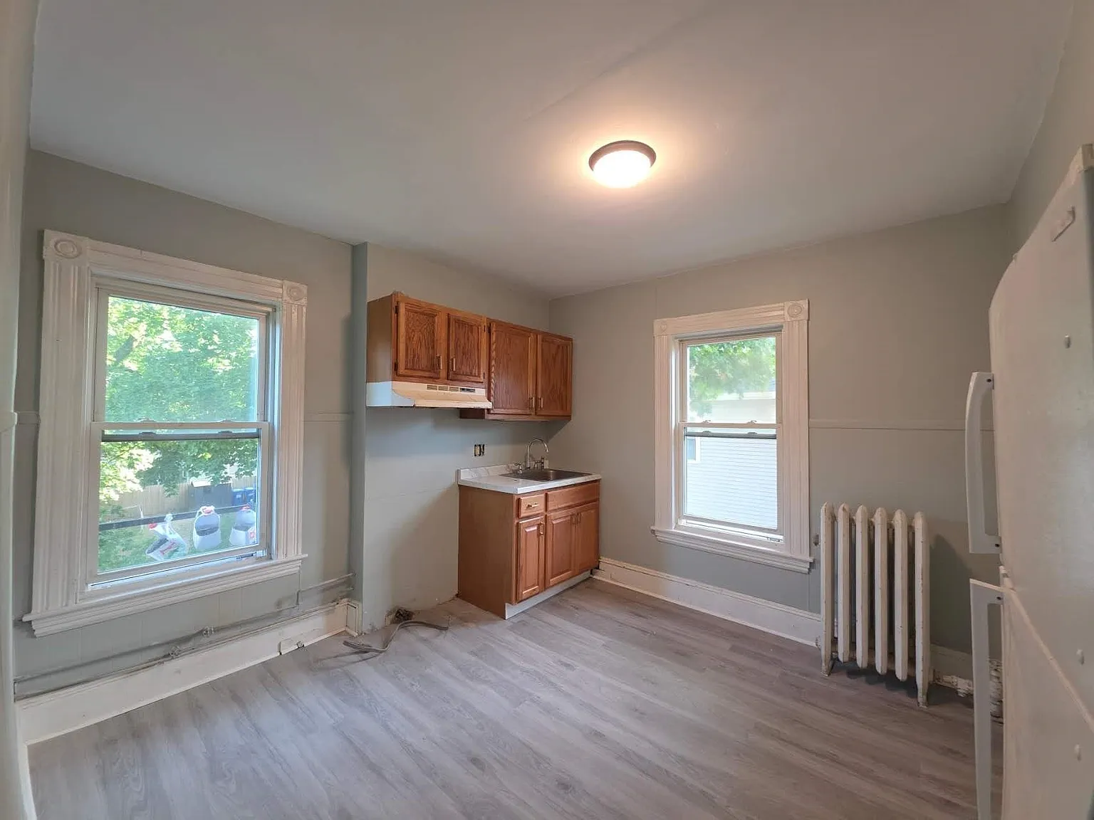 2 bed, 800 sqft, $2,200 — Photo 3