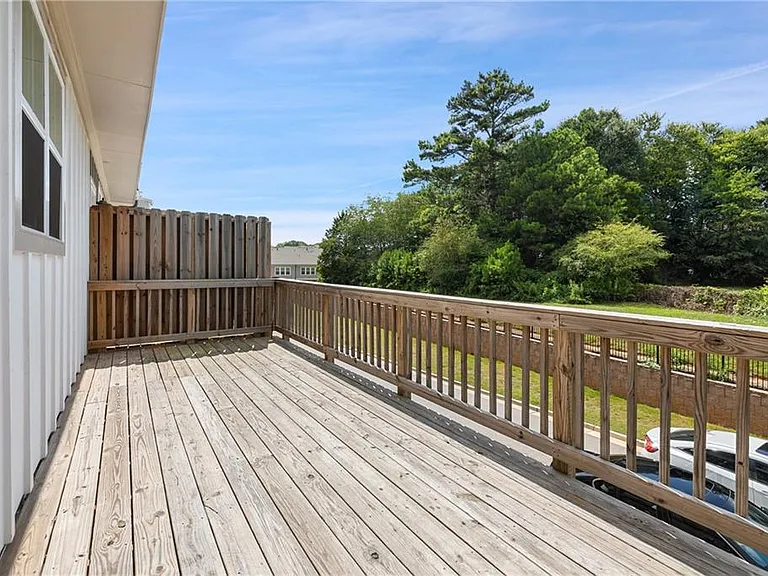 307 Danville Ave — Photo 23