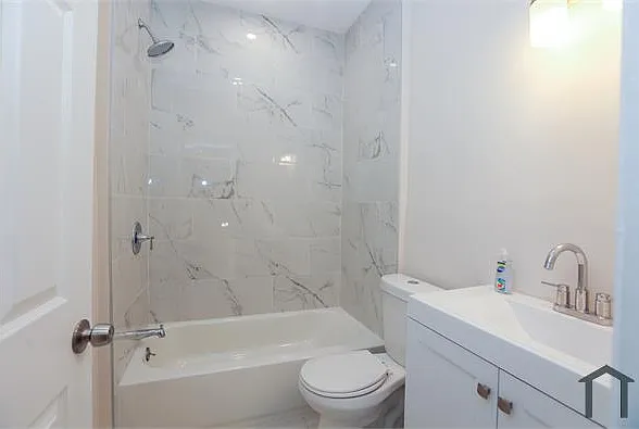 5425 Stewart St — Photo 12