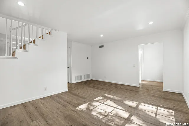 3408 Northmoor St #25 — Photo 8