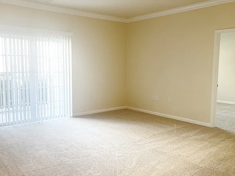 Clairmont at Farmgate — Photo 83