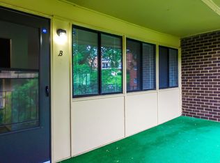 3908 Stone Gate Dr APT B, Suitland, MD 20746